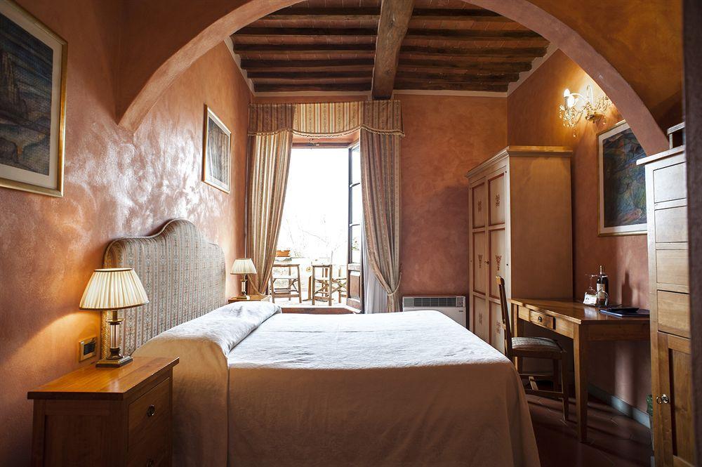 B&B Palazzo Al Torrione San Gimignano Exterior photo
