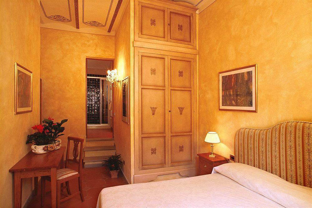 B&B Palazzo Al Torrione San Gimignano Exterior photo
