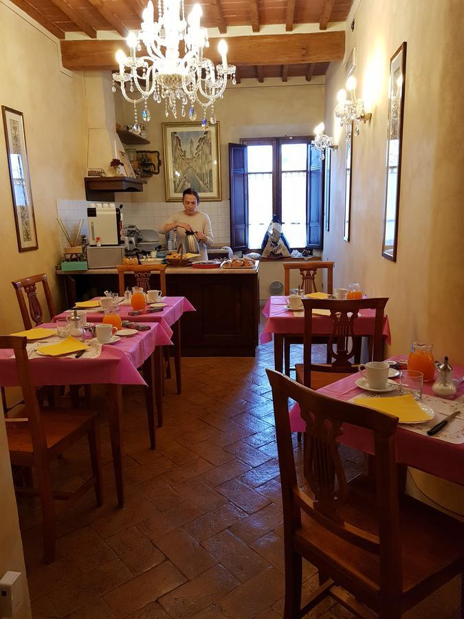 B&B Palazzo Al Torrione San Gimignano Exterior photo